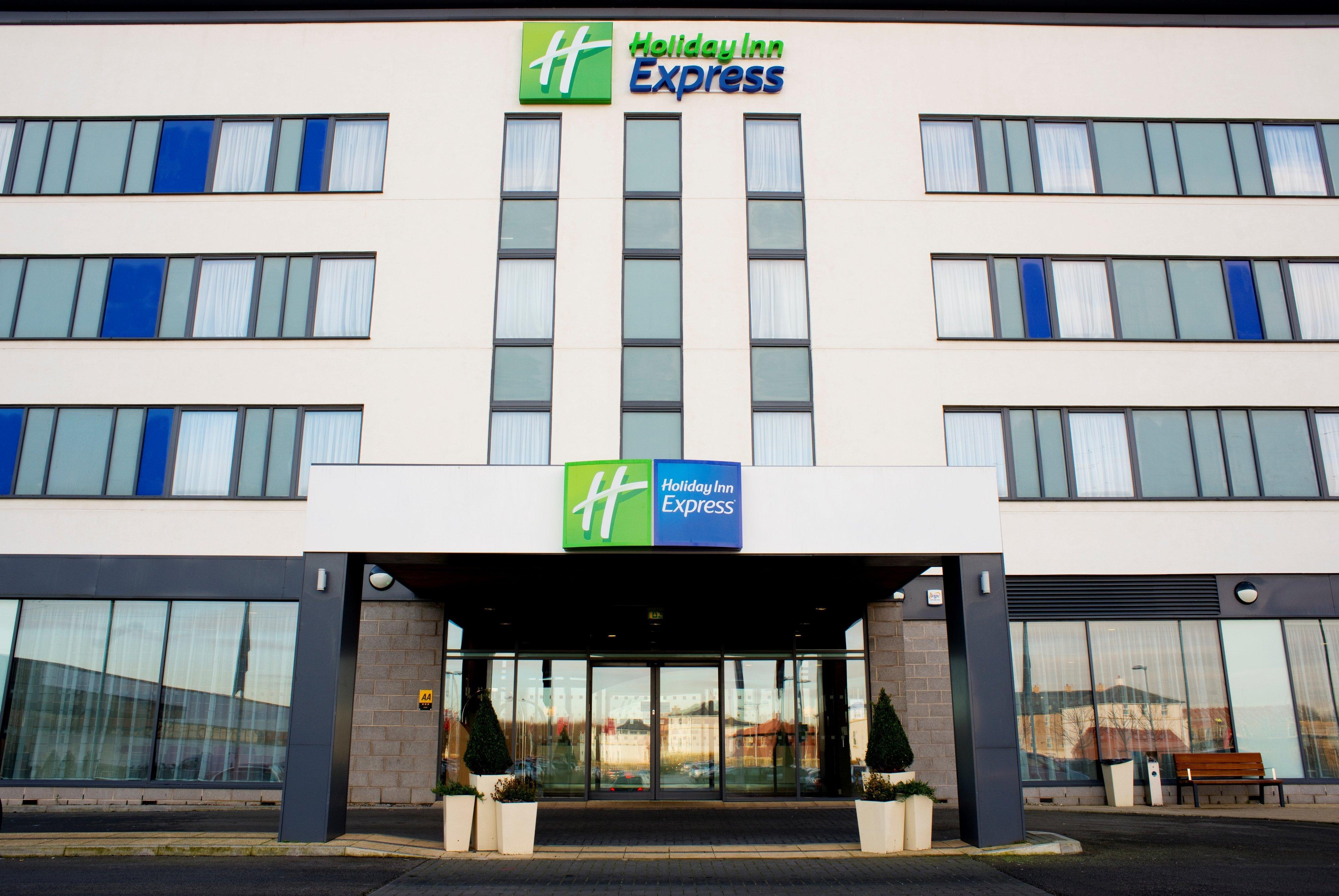 Holiday Inn Express Rotherham - North, An Ihg Hotel Екстер'єр фото